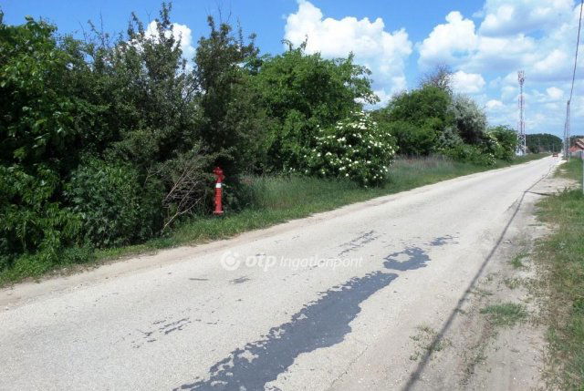 Eladó ipari ingatlan, Pilisen 102.96 M Ft / költözzbe.hu