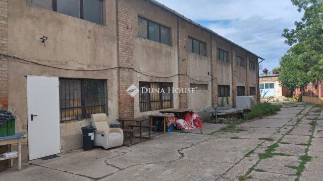 Eladó ipari ingatlan, Dorogon 220 M Ft / költözzbe.hu