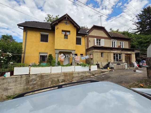 Eladó családi ház, Pécsett, Vörösbegy dűlőn 54 M Ft
