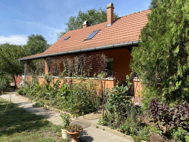 Eladó családi ház, Nyársapáton 29.9 M Ft, 3 szobás
