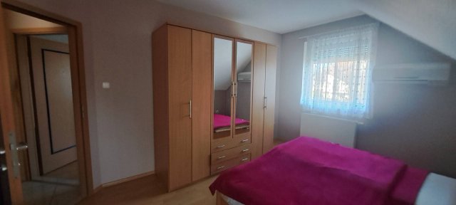 Eladó családi ház, Zalakaroson 115 M Ft, 7 szobás