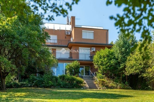 Eladó téglalakás, Budapesten, II. kerületben 234 M Ft, 4 szobás