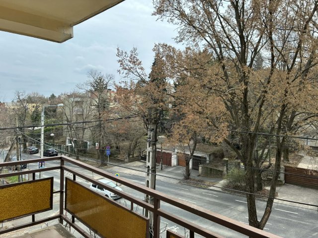 Kiadó téglalakás, albérlet, Budapesten, III. kerületben