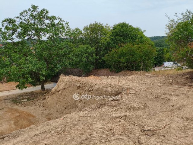 Eladó telek, Sukorón 149.9 M Ft / költözzbe.hu