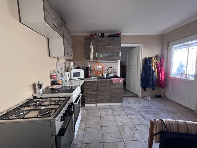 Eladó családi ház, Pécsett, Hegedűs Mihály utcában 34.9 M Ft