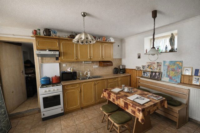 Eladó családi ház, Szadán 53.9 M Ft, 3 szobás