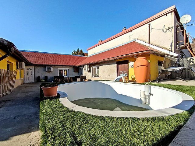 Eladó családi ház, Budapesten, XX. kerületben 150 M Ft, 8 szobás