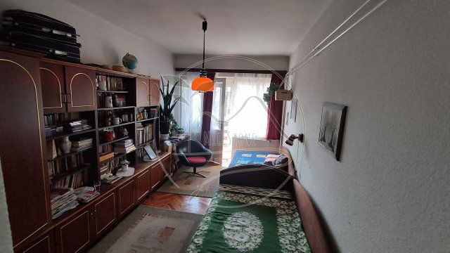 Eladó téglalakás, Gyulán 44.99 M Ft, 3 szobás