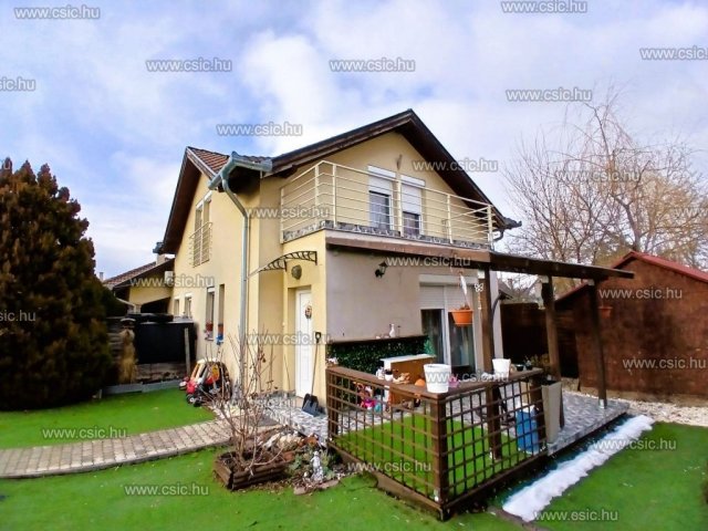 Eladó sorház, Gyömrőn 94.9 M Ft, 4 szobás