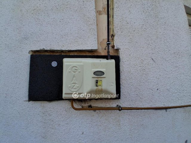 Eladó családi ház, Pápakovácsin 45 M Ft, 4 szobás
