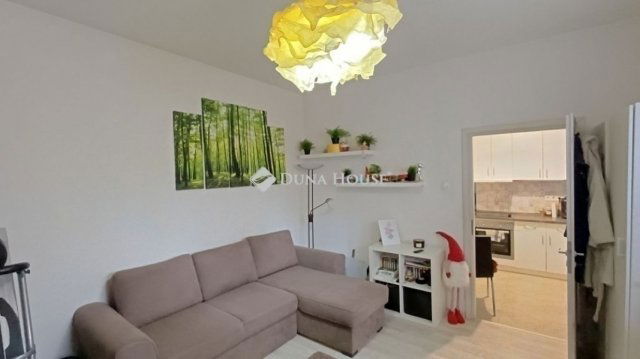 Eladó téglalakás, Budapesten, XV. kerületben 74.9 M Ft, 2 szobás