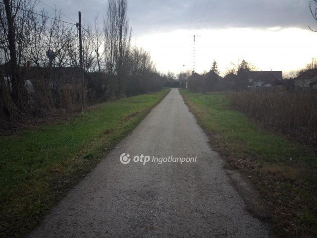 Eladó telek, Jászárokszálláson 4.5 M Ft / költözzbe.hu