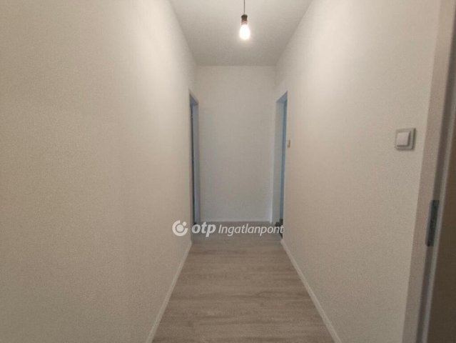 Eladó panellakás, Budapesten, IV. kerületben 67.99 M Ft