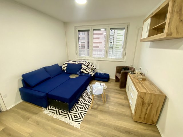 Kiadó panellakás, albérlet, Budapesten, III. kerületben