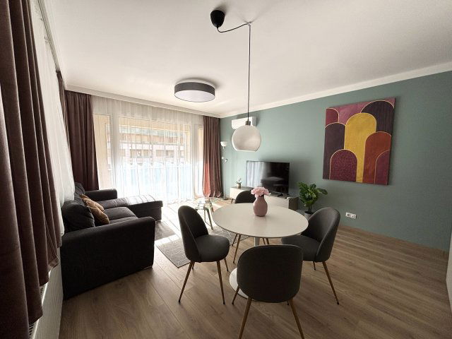 Kiadó téglalakás, albérlet, VIII. kerületben, Corvin sétányon