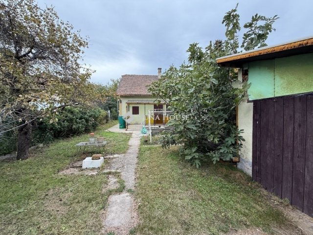 Eladó családi ház, Budapesten, XVIII. kerületben 79.9 M Ft