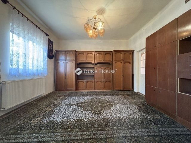 Eladó családi ház, Budapesten, XVIII. kerületben 65.9 M Ft