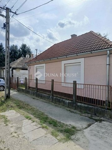 Eladó családi ház, Nagyatádon 22.99 M Ft, 3 szobás