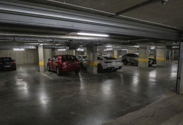 Eladó garázs, Budapesten, VII. kerületben 11.3 M Ft