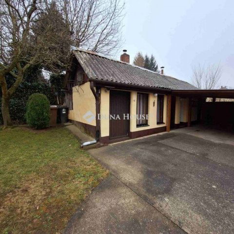 Eladó családi ház, Szentgotthárdon 54.9 M Ft, 4 szobás