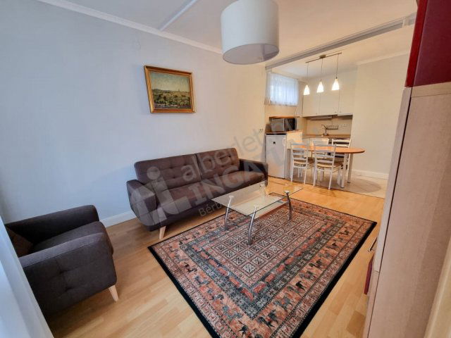 Kiadó téglalakás, albérlet, I. kerületben, Szirtes úton