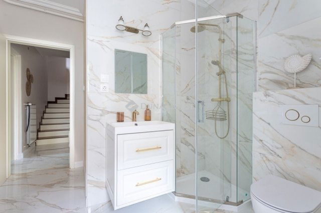 Eladó családi ház, Budapesten, II. kerületben 294.9 M Ft