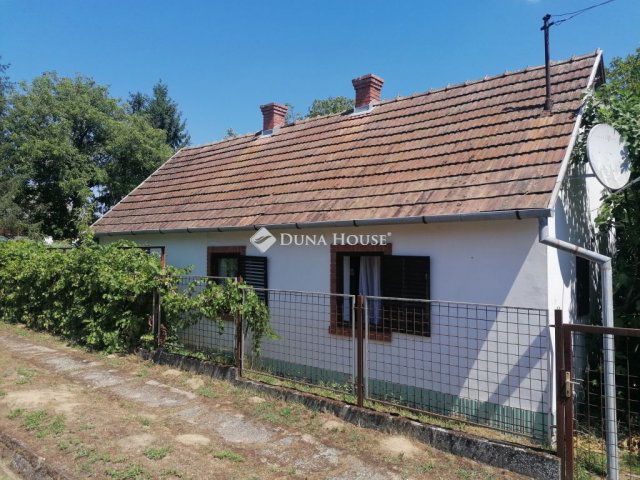 Eladó családi ház, Drávatamásiban 15.8 M Ft, 1 szobás