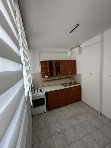 Kiadó panellakás, albérlet, Vácon 200 E Ft / hó, 2 szobás