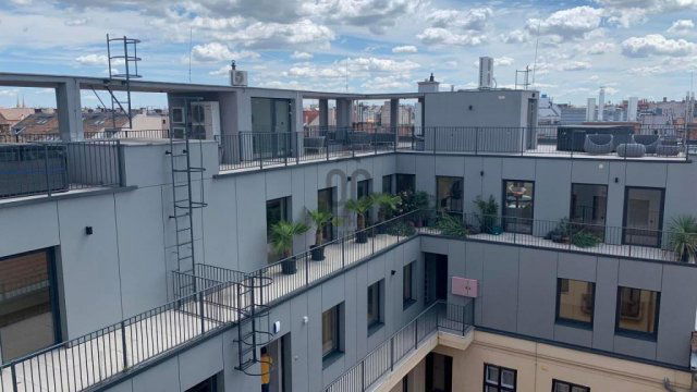 Eladó téglalakás, Budapesten, VI. kerületben 367.17 M Ft