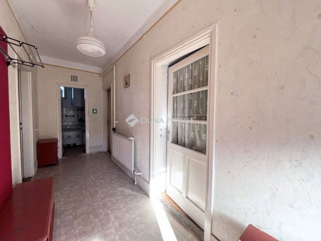 Eladó családi ház, Tiszacsegén, Iskola utcában 19 M Ft