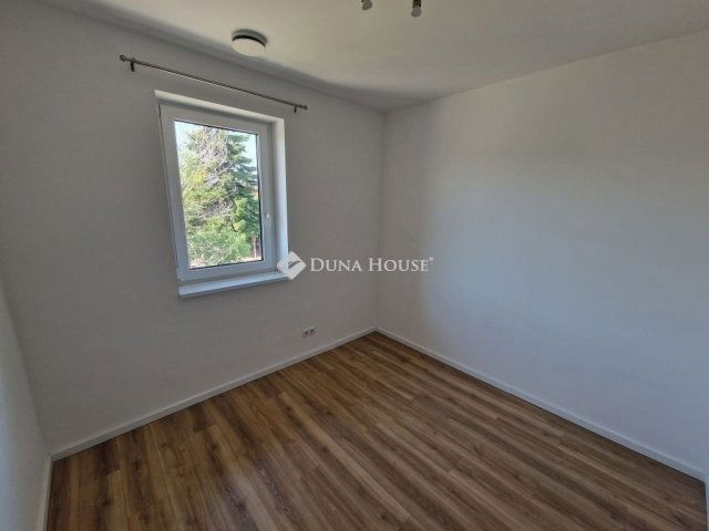 Eladó ikerház, Budapesten, XIX. kerületben 119.9 M Ft, 4 szobás