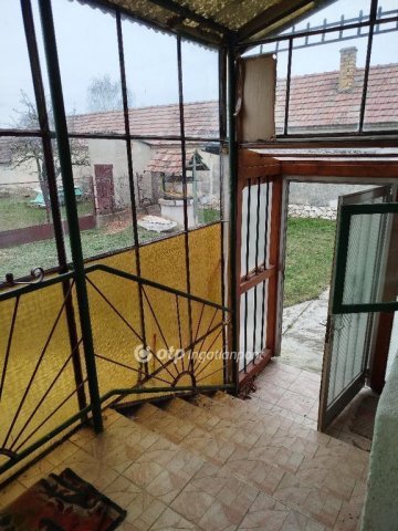 Eladó családi ház, Vanyolán 22.9 M Ft, 2+1 szobás