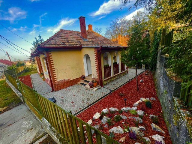 Eladó családi ház, Kaposváron 48 M Ft, 4 szobás