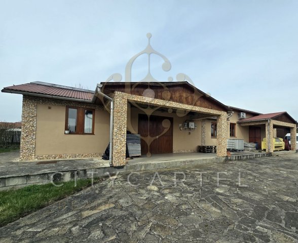 Eladó családi ház, Bodrogolasziban 127 M Ft