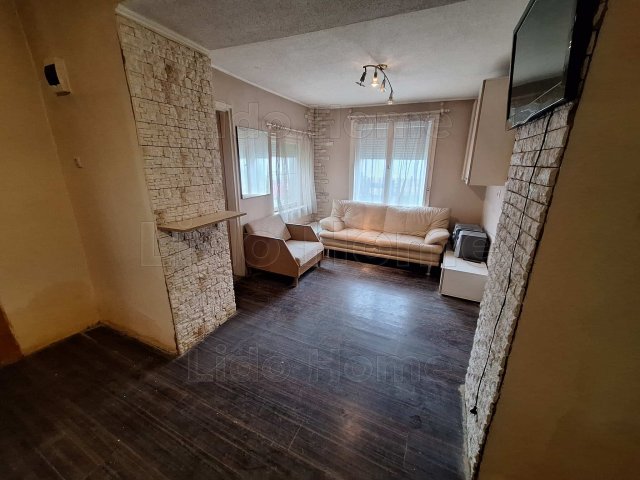 Eladó családi ház, Tabon 26 M Ft, 2+1 szobás