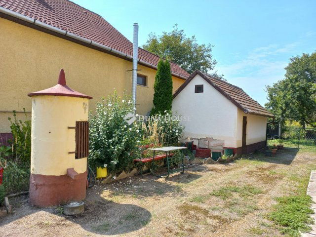 Eladó családi ház, Bánrévén 16.6 M Ft, 4 szobás