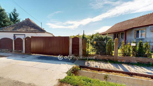 Eladó családi ház, Ináncson 19.5 M Ft, 3+2 szobás