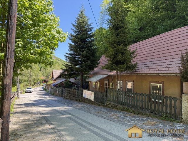 Eladó családi ház, Miskolcon, Losonczy István utcában 84.9 M Ft