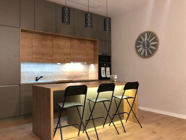 Eladó téglalakás, Budapesten, VI. kerületben, Eötvös utcában