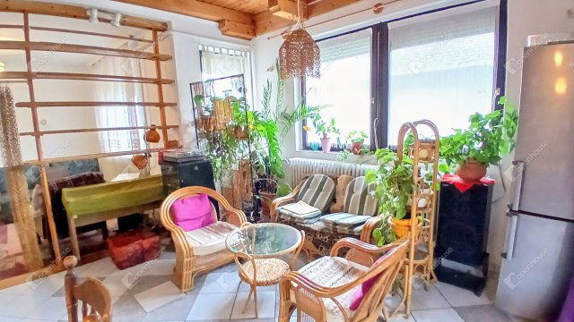 Eladó családi ház, Alsópáhokon 74 M Ft, 3 szobás