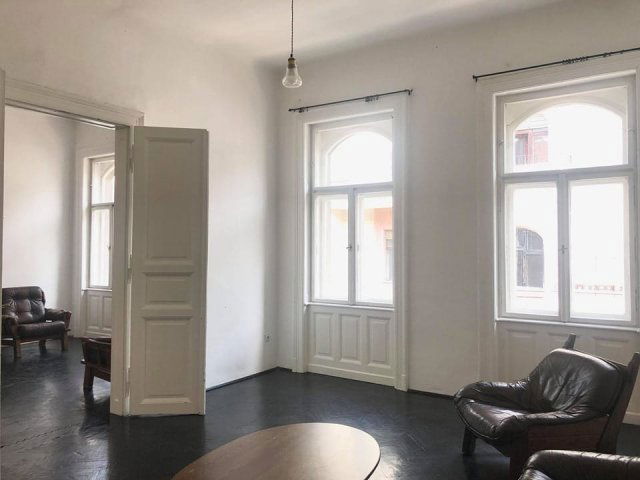 Kiadó téglalakás, albérlet, VII. kerületben, Kertész utcában