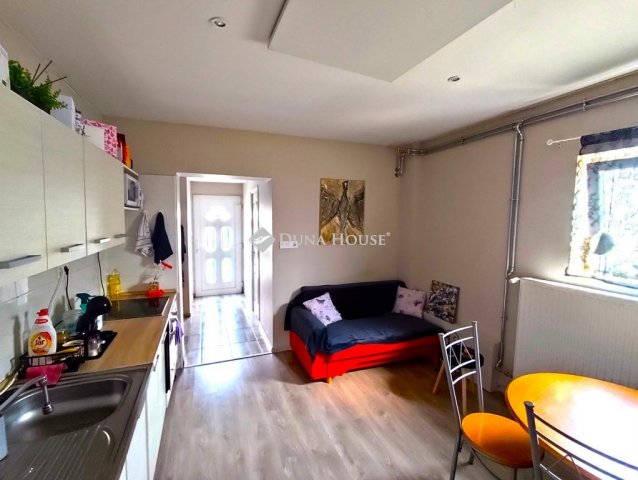 Eladó családi ház, Kecskeméten 54.9 M Ft, 4 szobás