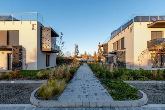 Eladó téglalakás, Dabason 77.872 M Ft, 2 szobás