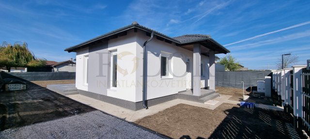 Eladó családi ház, Üllőn 105 M Ft, 4 szobás