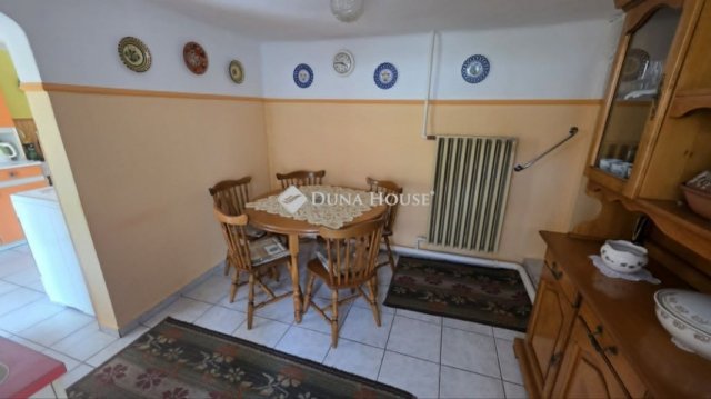 Eladó családi ház, Szentlőrinckátán 36 M Ft, 3 szobás