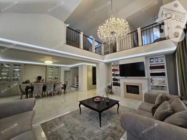 Eladó családi ház, Kecskeméten 269 M Ft, 5 szobás