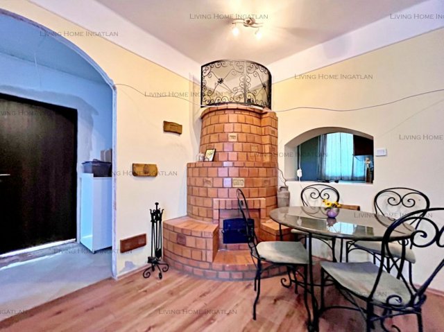 Eladó családi ház, Szentendrén 179 M Ft, 5 szobás