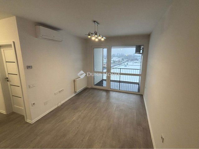 Eladó téglalakás, Nyíregyházán 53 M Ft, 2 szobás