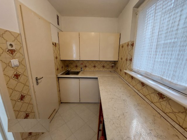 Kiadó panellakás, albérlet, III. kerületben, Harrer Pál utcában