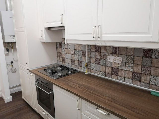 Kiadó téglalakás, albérlet, XII. kerületben, Márvány utcában